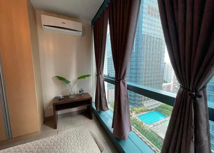 Aparthotel 1br Staycation In Uptown Bgc 4*